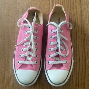Converse Pink